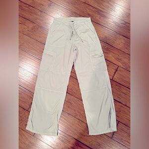 American Eagle Cargo Wide Leg Pants, Size 12L